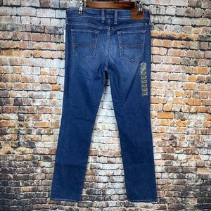 NWT Lucky Brand Charlie Straight Jeans 6/28 Inseam 32"